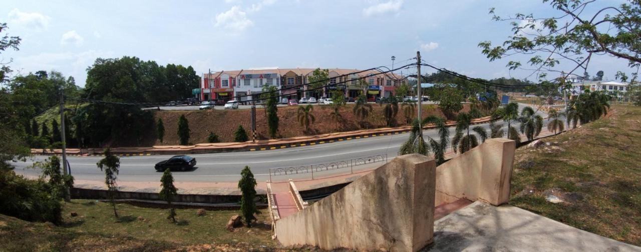 Hotel Bestari Kuala Lipis Ngoại thất bức ảnh